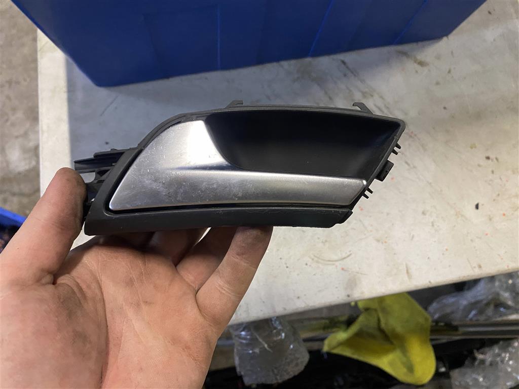 Audi A5/S5 Coupe (8T) 2007-2011 для Ручка двери внутренняя левая