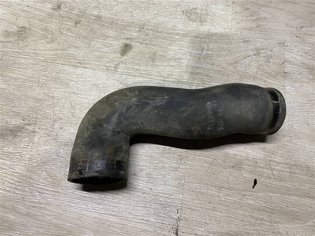 Volkswagen Passat CC 2012-2017 рестайлинг для Патрубок интеркулера