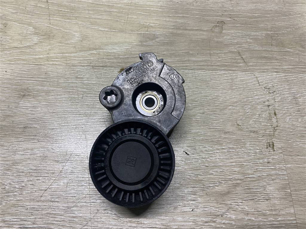 Audi A6 C7 для Натяжитель ремня