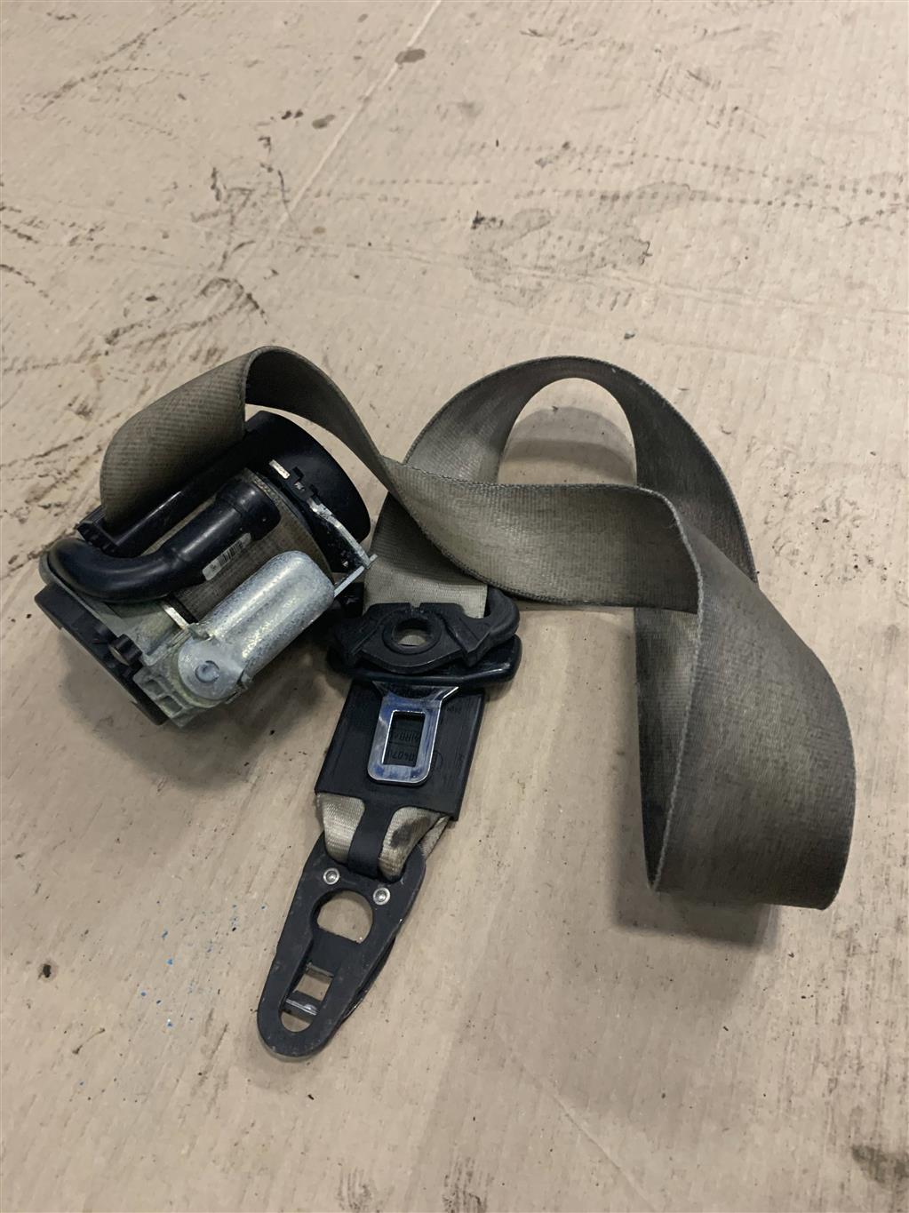 Audi Q7 (4L)  2005 - 2009 для Ремень безопасности