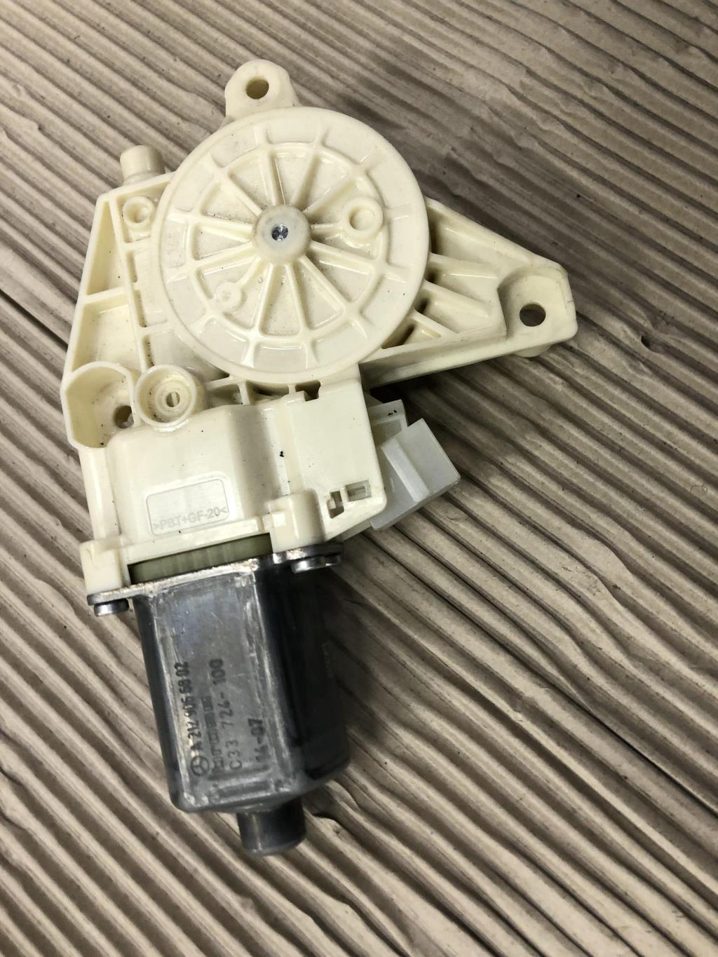 Mercedes-Benz W212 E-Klasse 2010- для Мотор стеклоподъемника