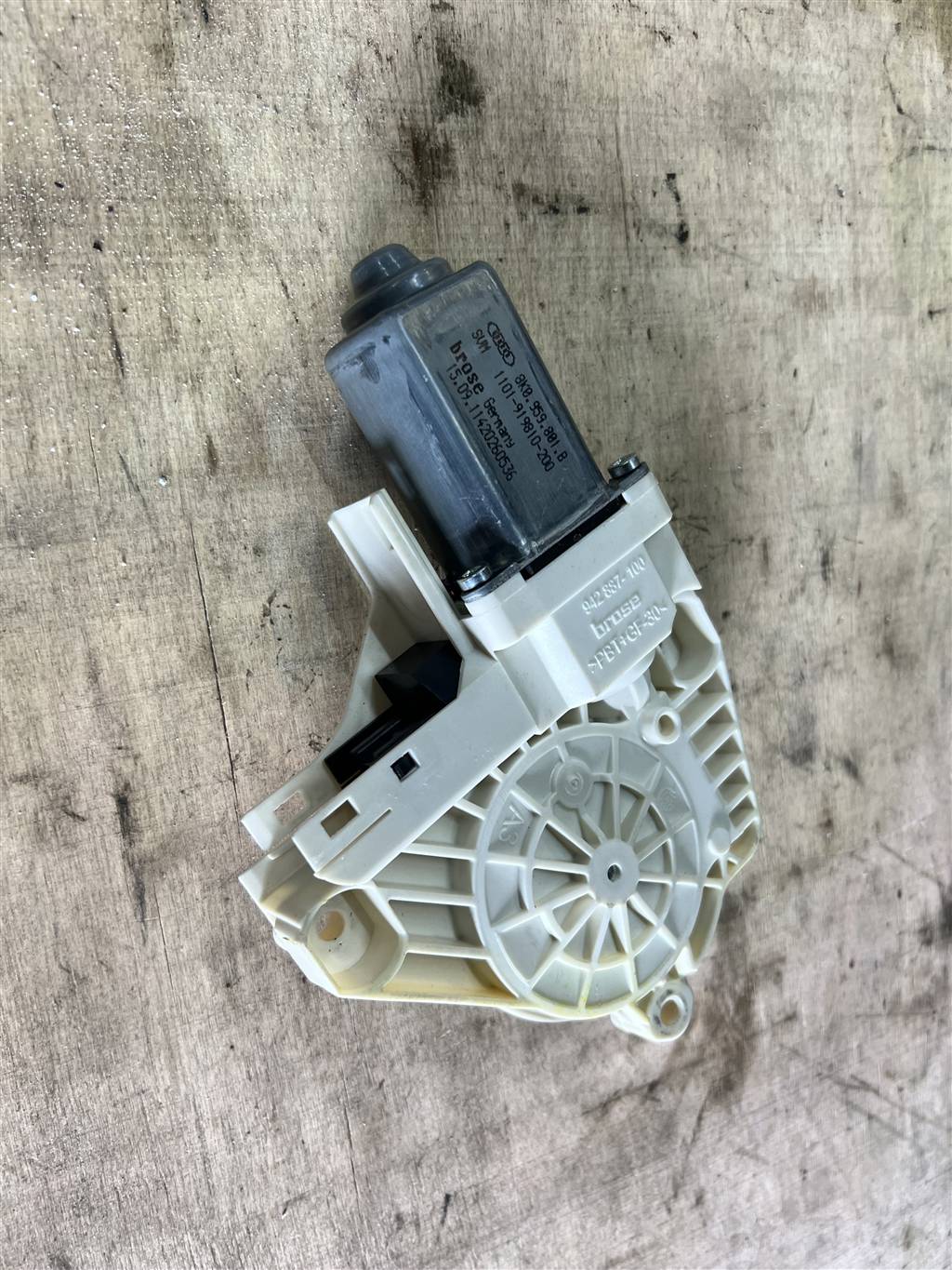 Audi A6 C7 для Мотор стеклоподъемника