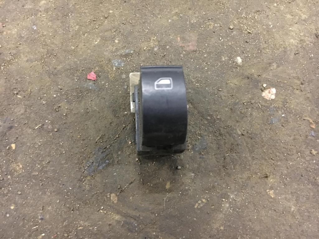 Audi A6 (C5) 2001-2004 рестайлинг для Кнопка стеклоподъемника