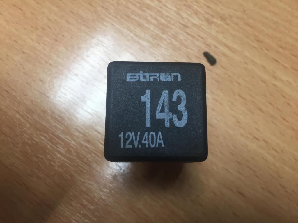 Volkswagen Touareg 7L 2007-2010 для Реле 143