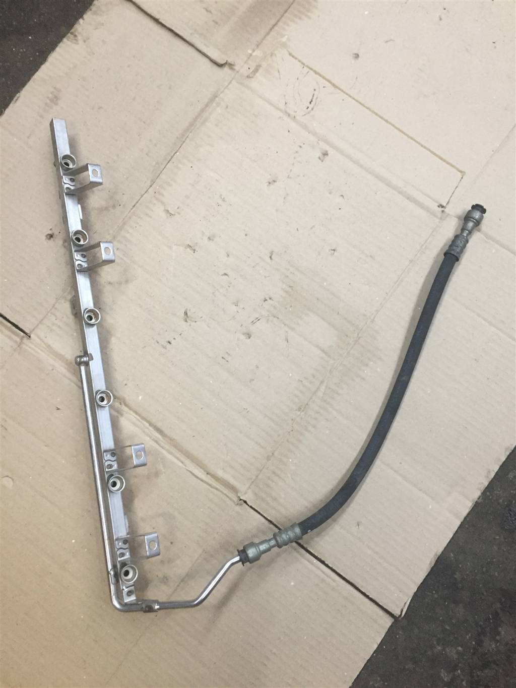 BMW X3 E83 2004-2010 для Рампа топливная