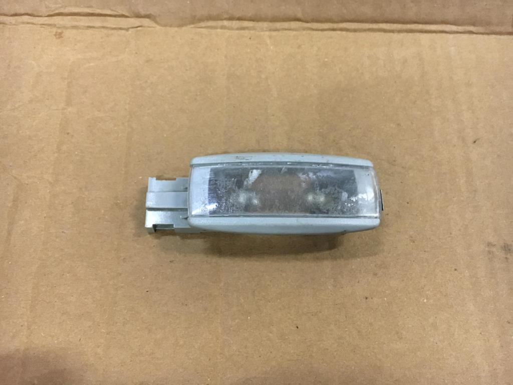 Volkswagen Golf V 2003-2009 для Плафон салонный