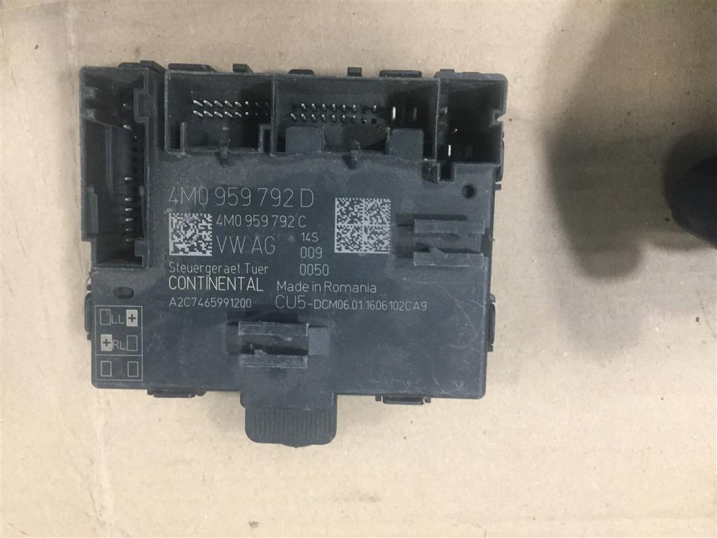 Audi Q7 (4M) 2015-2019 для Блок управления двери