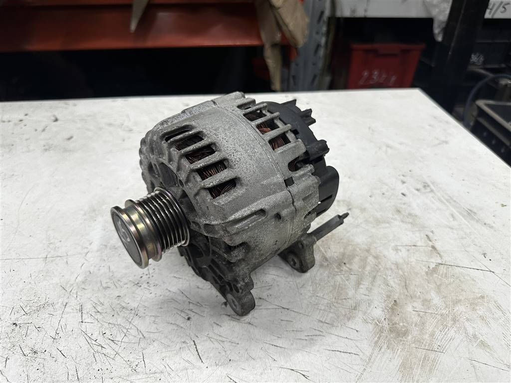 Skoda Octavia A7 для Генератор