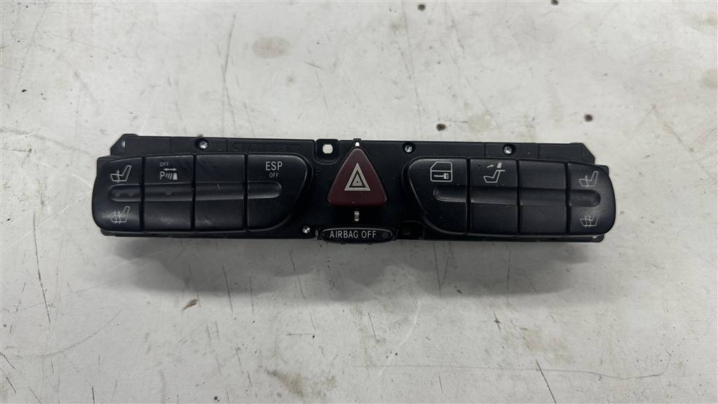 Mercedes-Benz W209 CLK coupe 2000-2005 для Кнопка многофункциональная