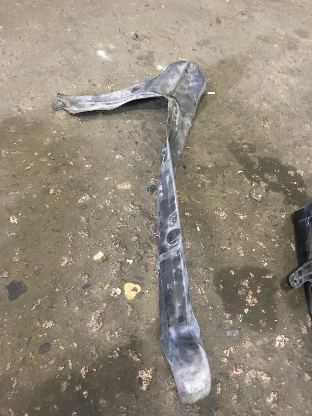 Audi A4 (B8) 2007-2012 для Уплотнитель