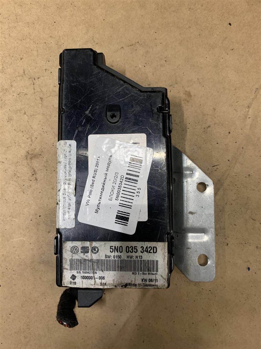 Volkswagen Polo (Sed RUS) 2011-2015 для Мультимедийный модуль