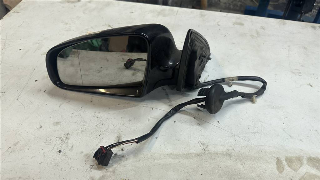 Audi A6 (C6 4F) 2005-2008 для Зеркало левое наружнее