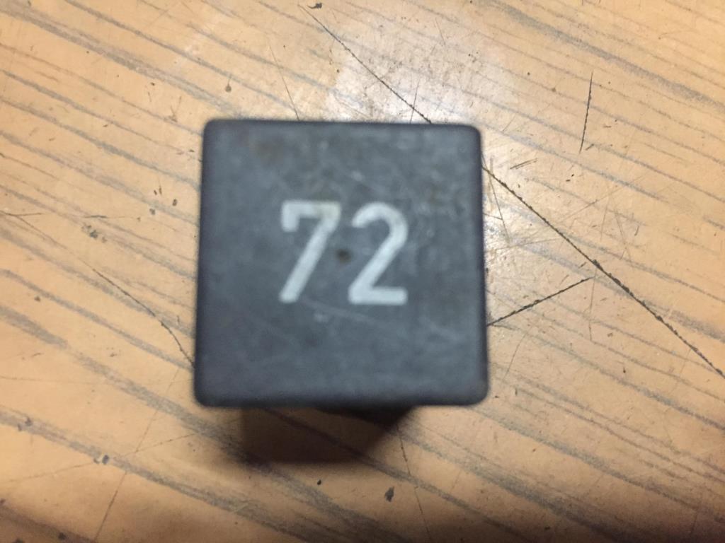 Volkswagen Passat (B4) 1994-1996 для Реле 72