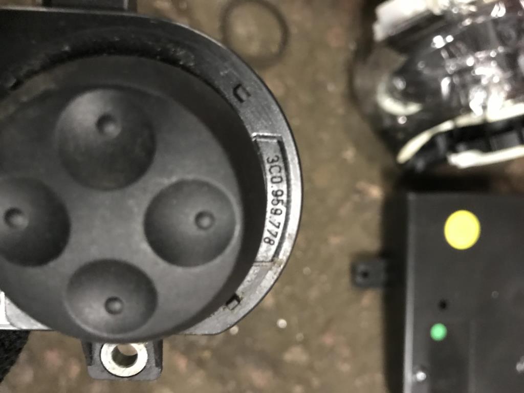 Volkswagen Passat CC 2008-2012 для Кнопка регулировки сидения 