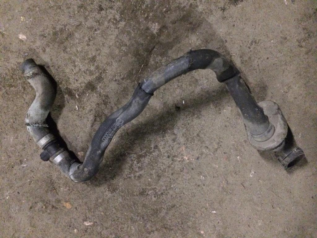 Audi A6 (C6 4F) 2005-2008 для Патрубок отопителя