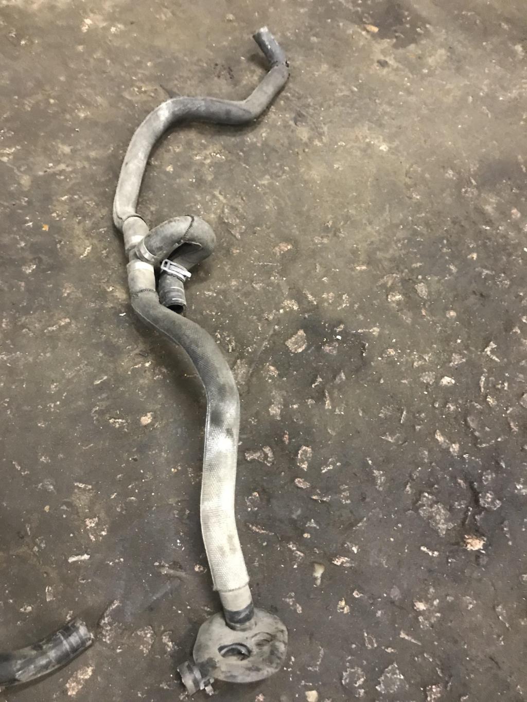 Audi A8 (D4,4H) 2011-2014 для Патрубок