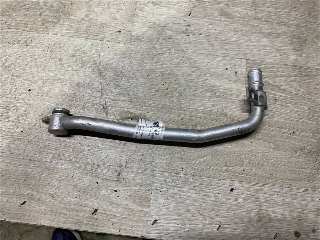 Audi Q5 (8R) 2012-2017 рестайлинг для Трубопровод системы охлаждения