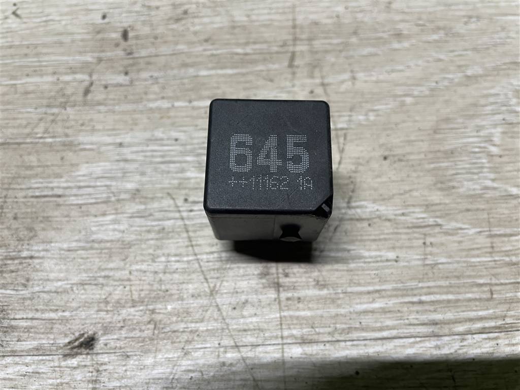 Volkswagen Golf VI 2009-2012 для Реле 645