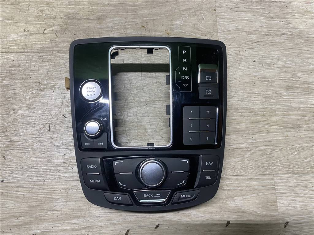 Audi A6 C7 для Блок управления  MMI