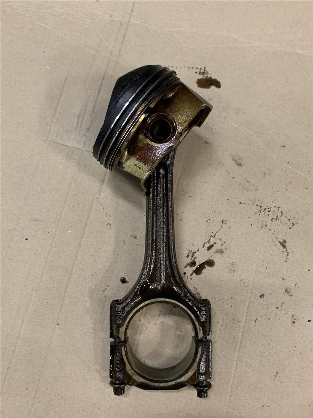 Skoda Octavia (A5 1Z-) 2004-2009 для Поршень с шатуном