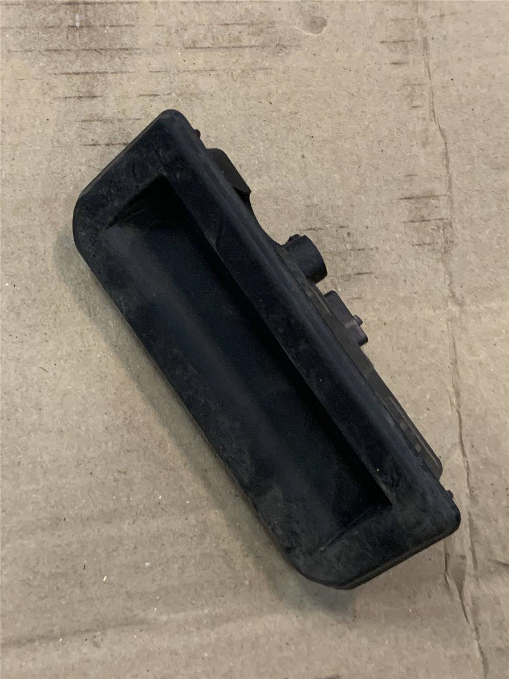 Audi A6 (C8 4K) 2018- для Ручка открывания багажника