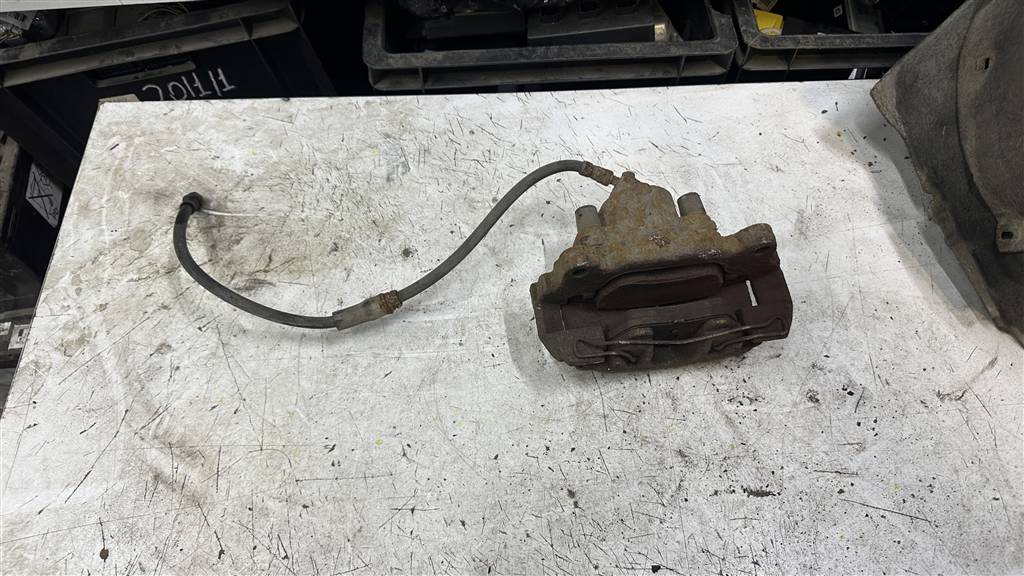 Skoda Octavia (A5 1Z-) 2008-2013 рестайлинг для Суппорт передний левый