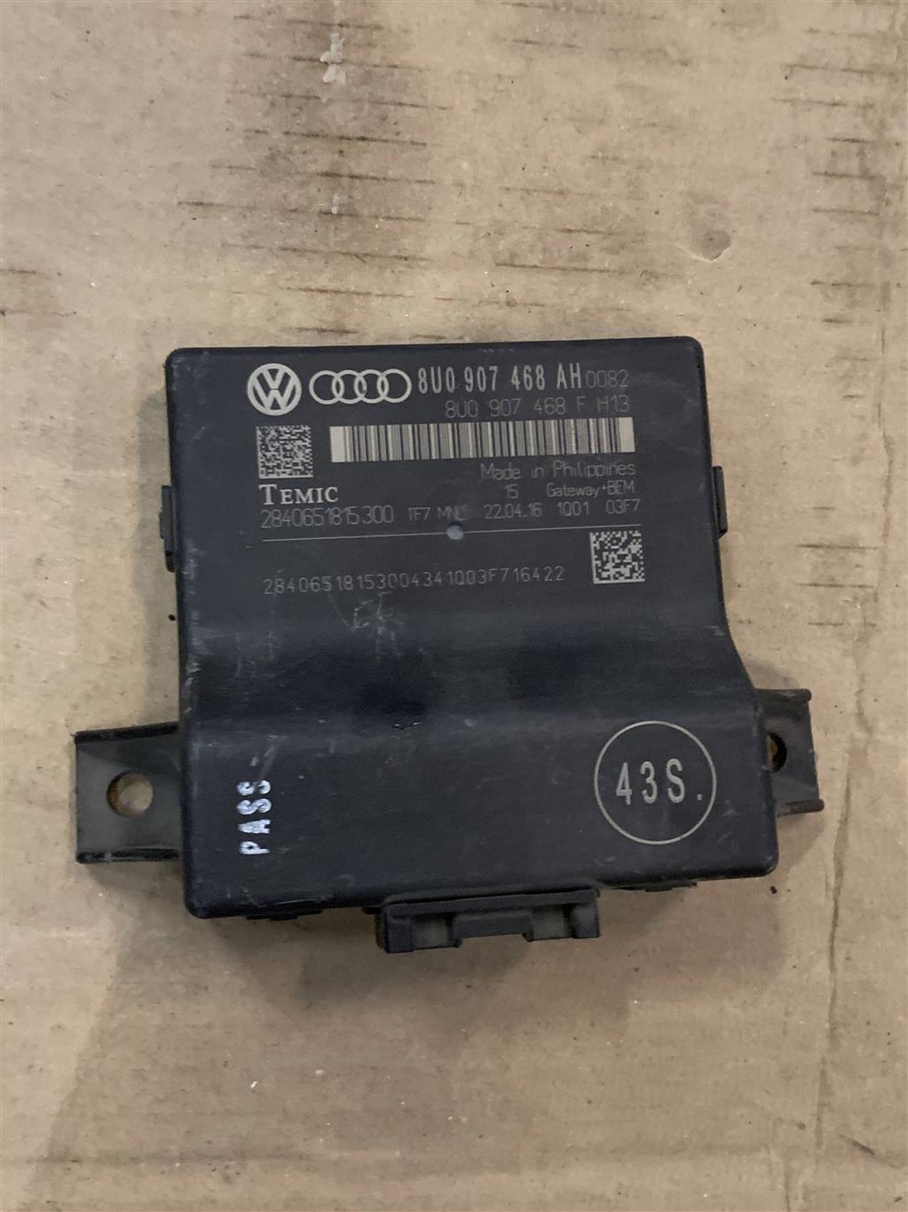 Audi A1 (8X) 2010-2015 для диагностический интерфейс шин данных (Gateway)