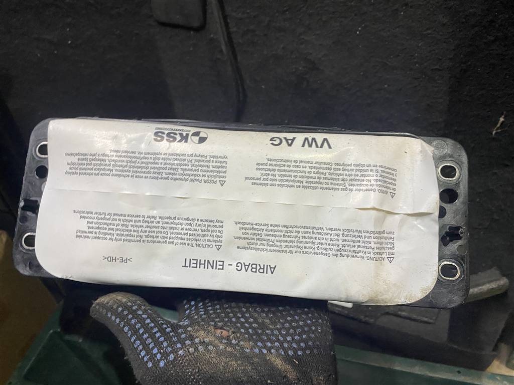 Skoda Octavia A7 для Подушка безопасности пассажирская (в торпедо)