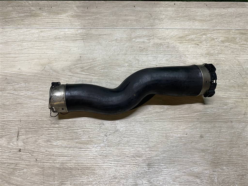 BMW 5-серия F10/F11 2009> для Патрубок интеркулера