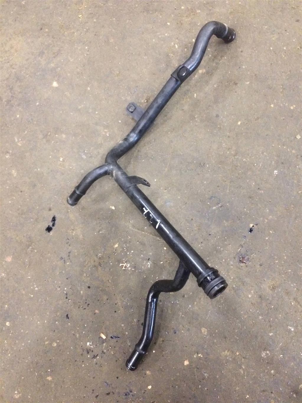 Volkswagen Golf V 2003-2009 для Трубопровод системы охлаждения