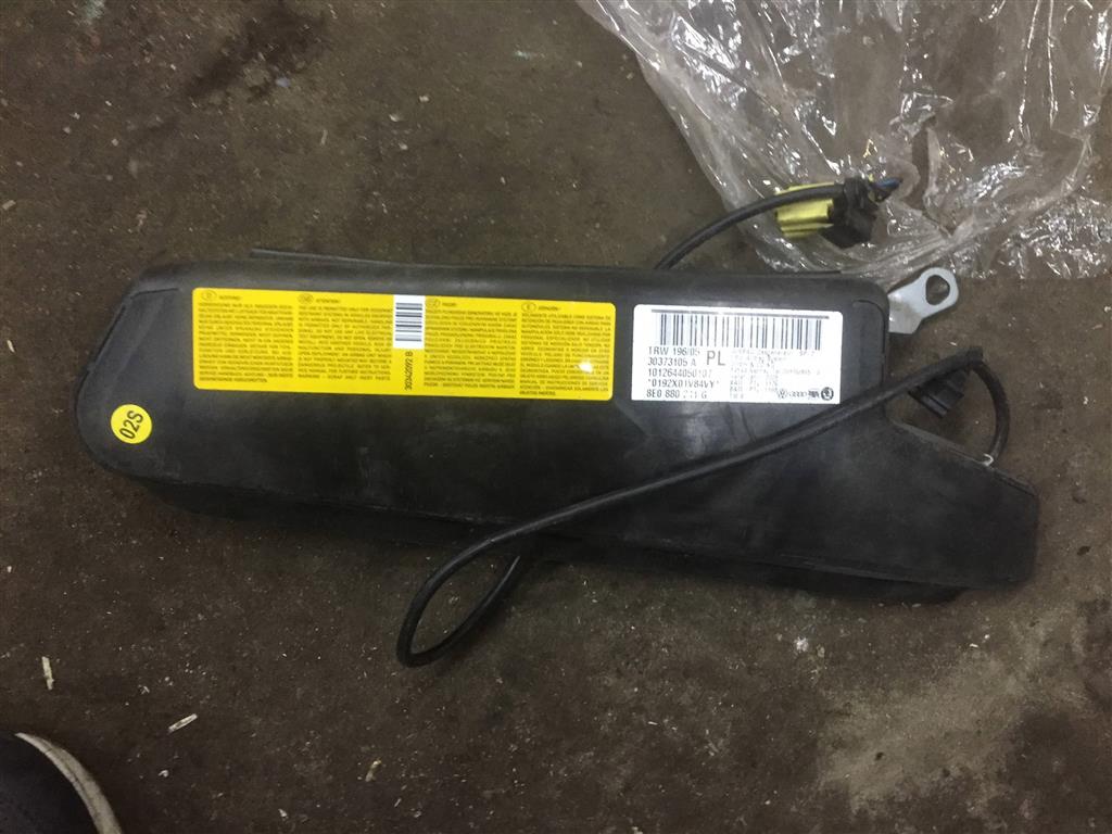 Audi A4 (B7) 2005-2007 для подушка безопасности в сиденье