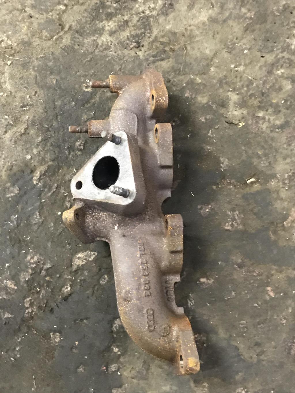 Audi A4 (B8) 2007-2012 для Коллектор выпускной