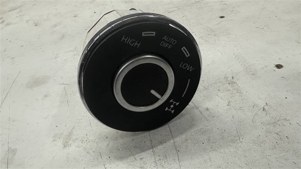 Volkswagen Touareg 7L 2002-2006 для кнопка блокировки дифференциала