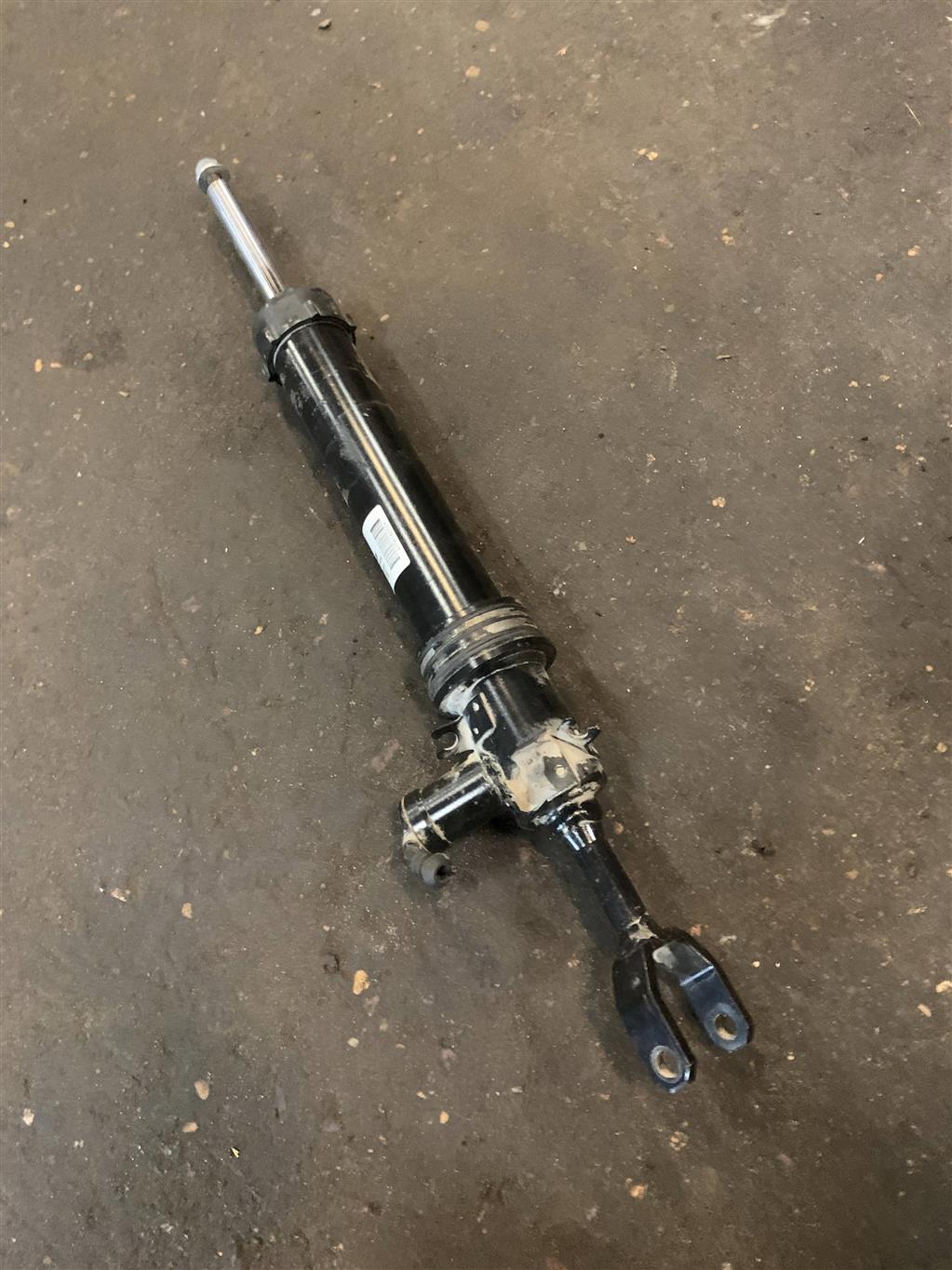 Audi A6 (C6 4F) Allroad quattro 2005-2012 для Амортизатор передний правый