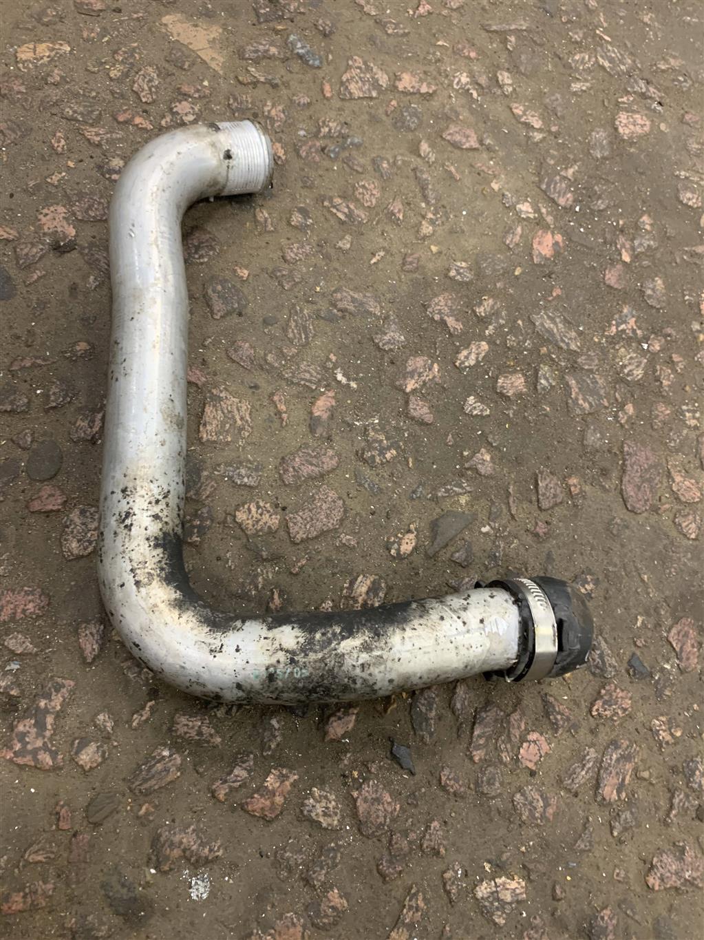 Audi A6 (C6 4F) Allroad quattro 2005-2012 для Патрубок интеркулера