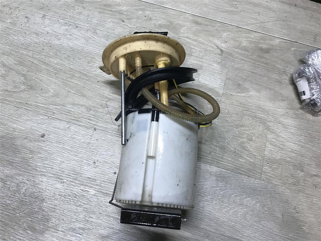 Skoda Superb 2008-2015 для Топливный насос