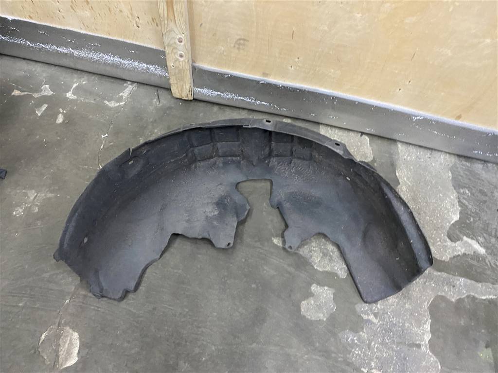 Audi A6 C7 для Локер задний левый(подкрылок)