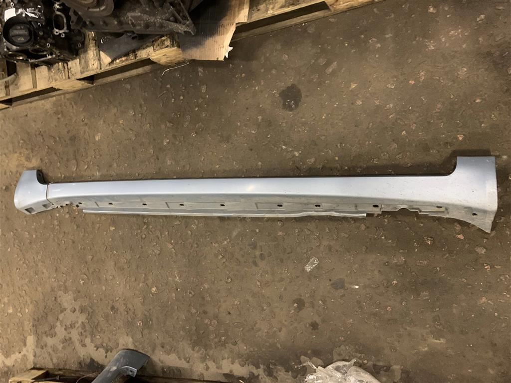 Audi A4 (B7) 2005-2007 для Порог правый