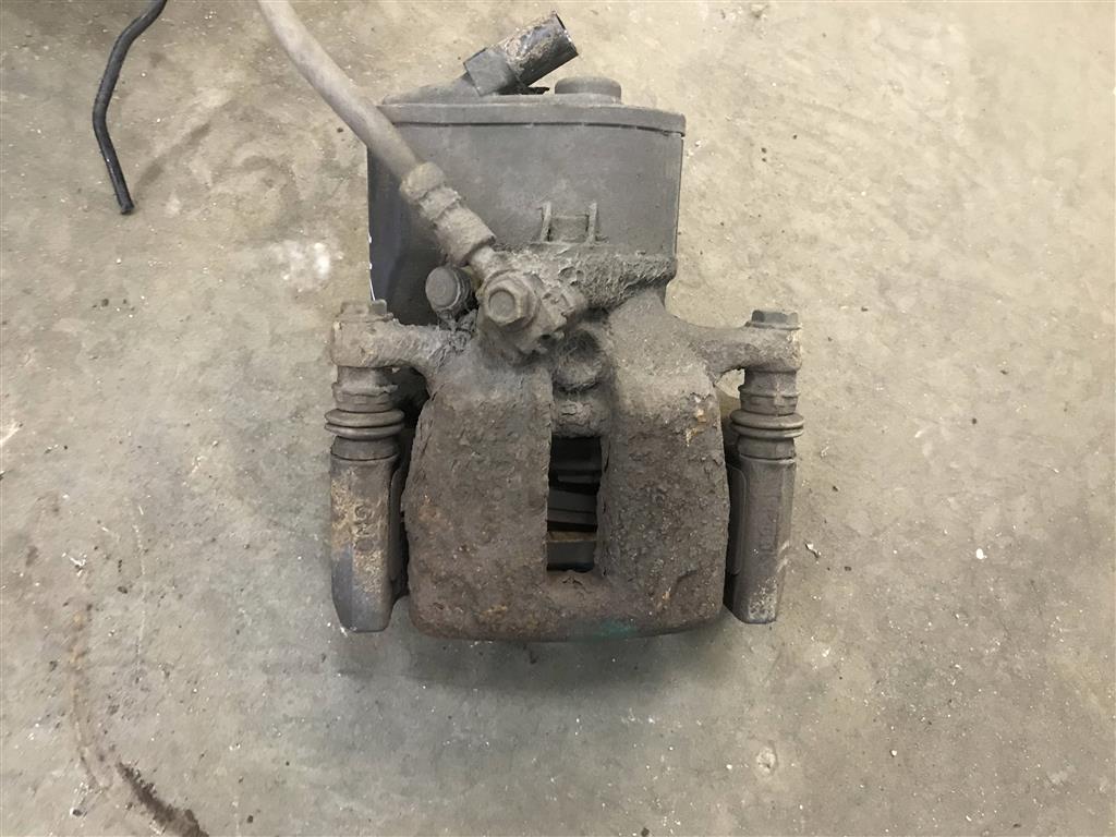 Volkswagen Tiguan 1 для Суппорт задний правый