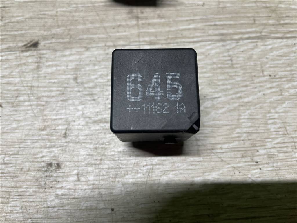 Volkswagen Golf VI 2009-2012 для Реле 645