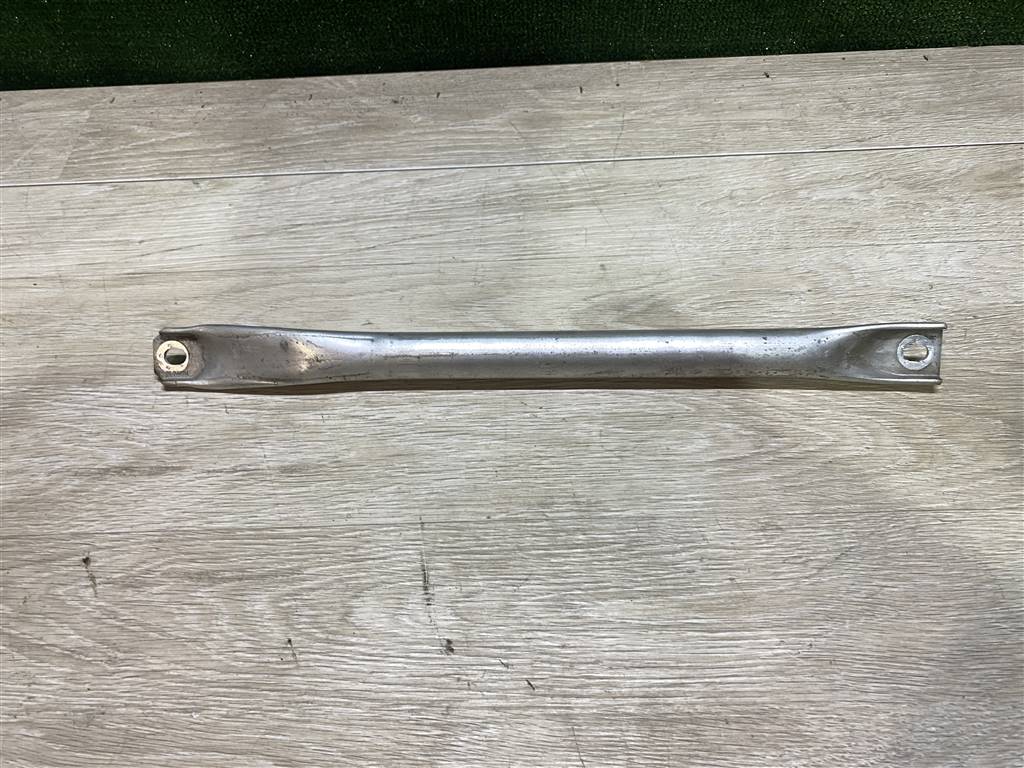 BMW 5-серия F10/F11 2009> для Распорка