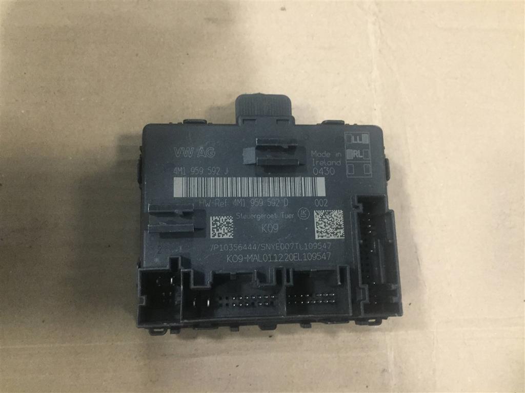 Audi A6 (C8 4K) 2018- для Блок управления двери