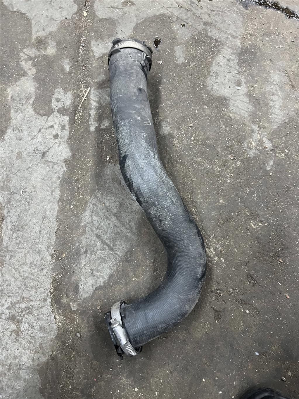 Audi Q7 (4L)  2005 - 2009 для Патрубок интеркулера