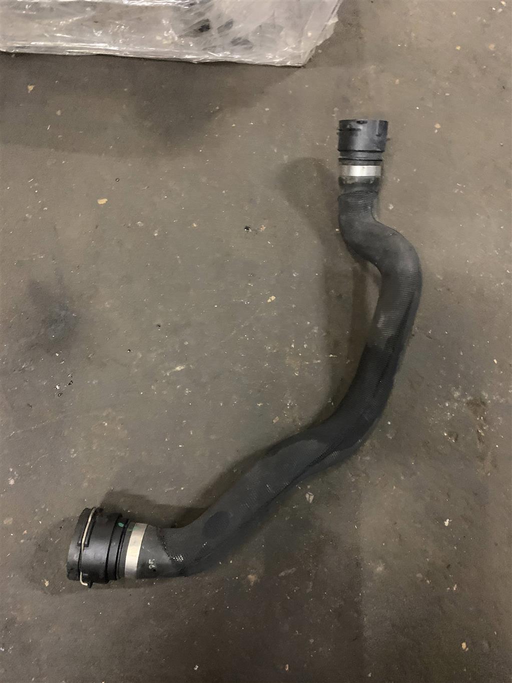 Audi A5/S5 Coupe (8T) 2007-2011 для Патрубок радиатора