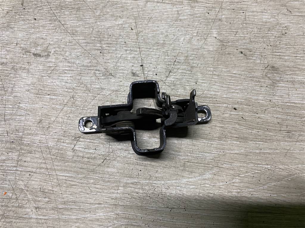 Mercedes-Benz W221 S-Klasse S221 2005-2009 для Замок капота