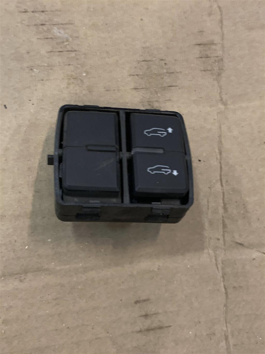 Volkswagen Touareg NF 2014-2018 рестайлинг для кнопка пневмоподвески