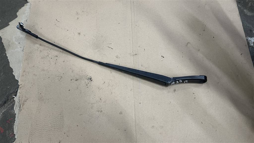 Skoda Octavia (A5 1Z-) 2008-2013 рестайлинг для Поводок стеклоочистителя передний правый