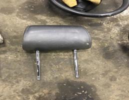 Подголовник передний левый для Audi Q7 (4L)  2005 - 2009  запчасти бу