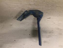 Петля капота правая для Volkswagen Passat (B5) 1996-2000  запчасти бу