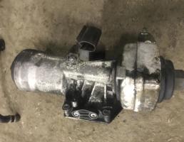 Кронштейн масляного фильтра для Skoda Octavia (A5 1Z-) 2008-2013 рестайлинг  запчасти бу